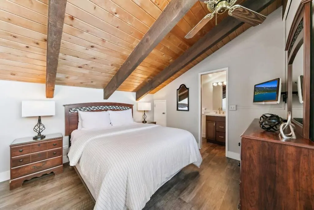 Lakeland Village 622 - Lakeside Relaxation South Lake Tahoe Villa